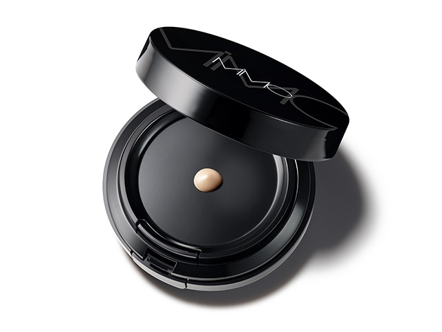 みずみずしいツヤ肌に!MiMCのミネラルリキッドリーファンデーション