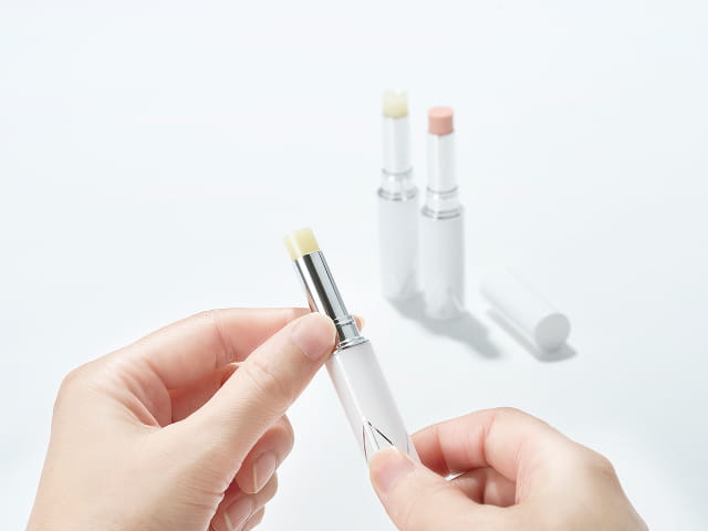 スティック美容液の使い方